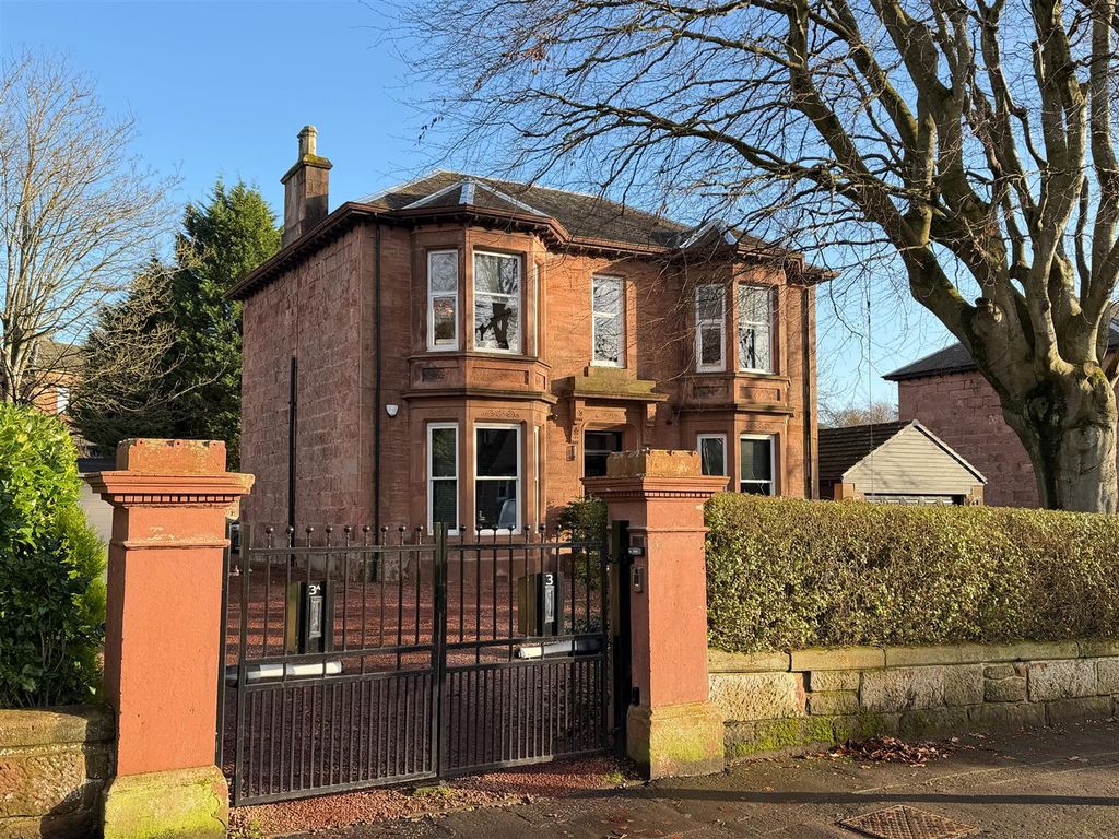 Property photo 1 of 25 Front External