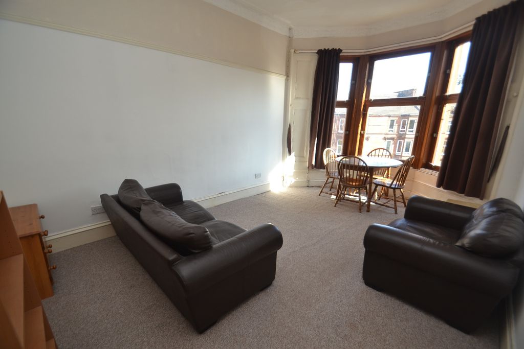 Property photo 2 of 15 4436194