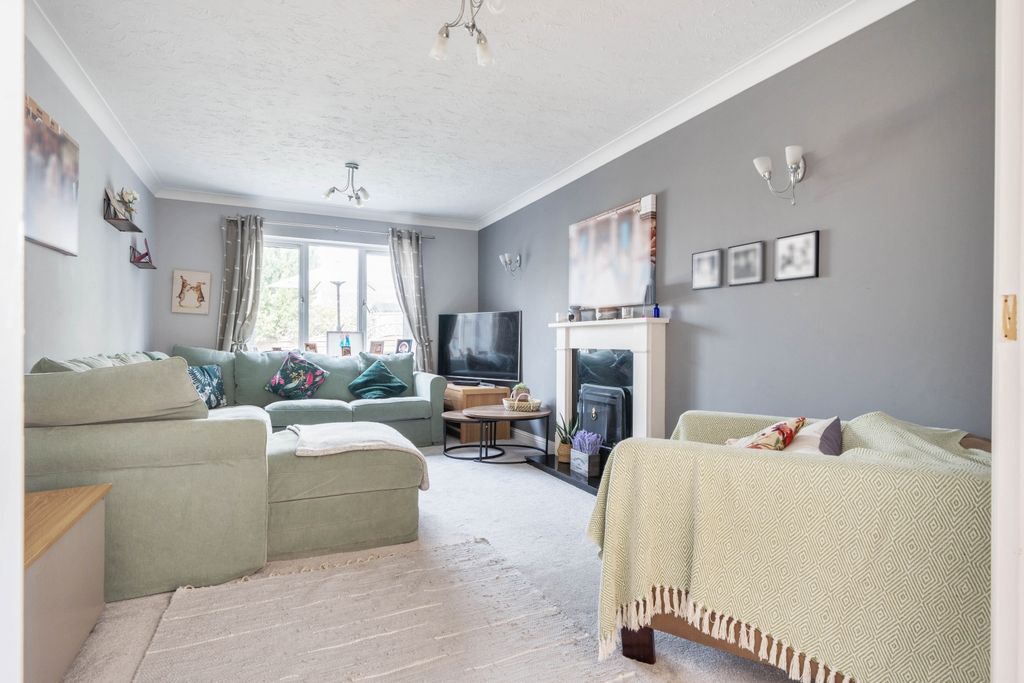 Property photo 3 of 23 1031214 (18)