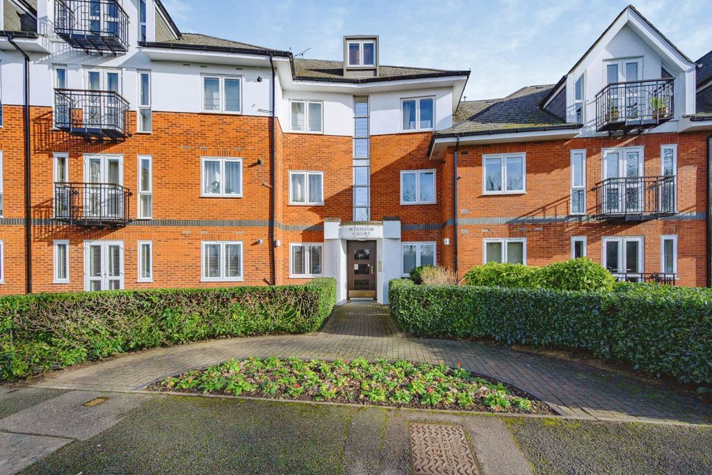 Property photo 1 of 15 Entrance