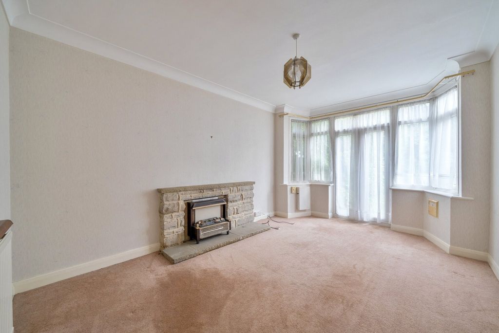 Property photo 3 of 12 Picture No. 26