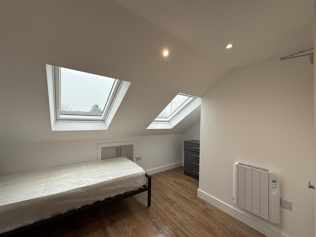 Property photo 3 of 8 Img_5603.Jpg