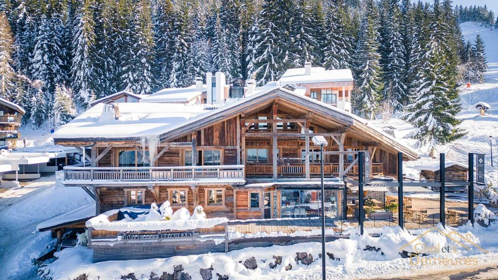 Property photo 1 of 23 Hotel And Chalets At The Foot Of The Slopes