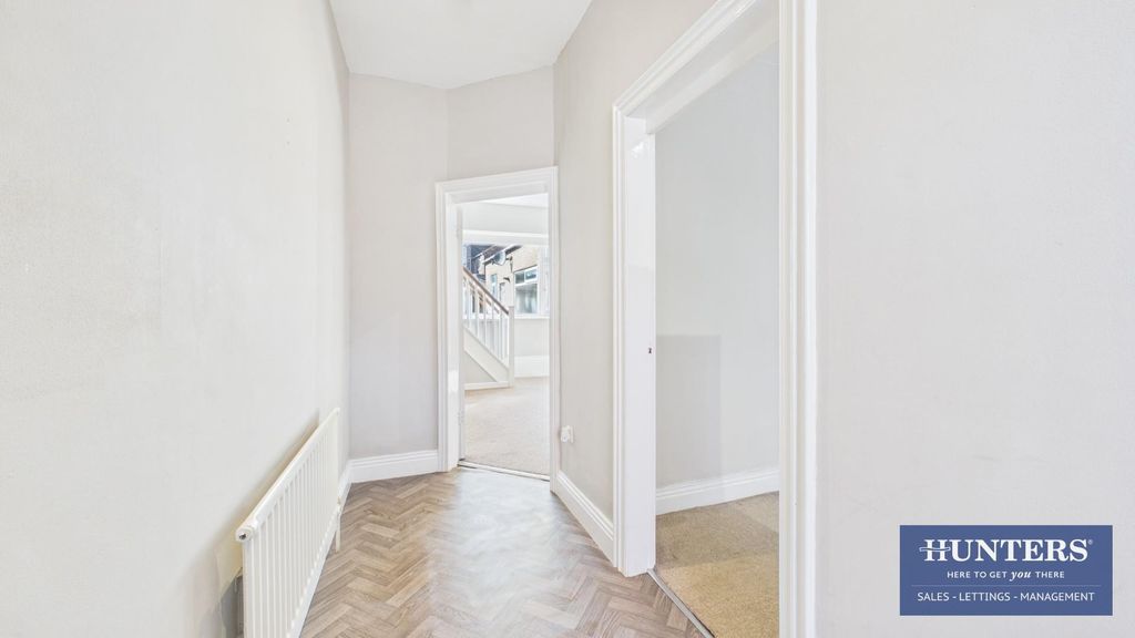 Property photo 2 of 15 Hallway