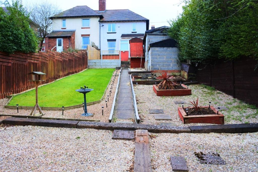 Property photo 2 of 13