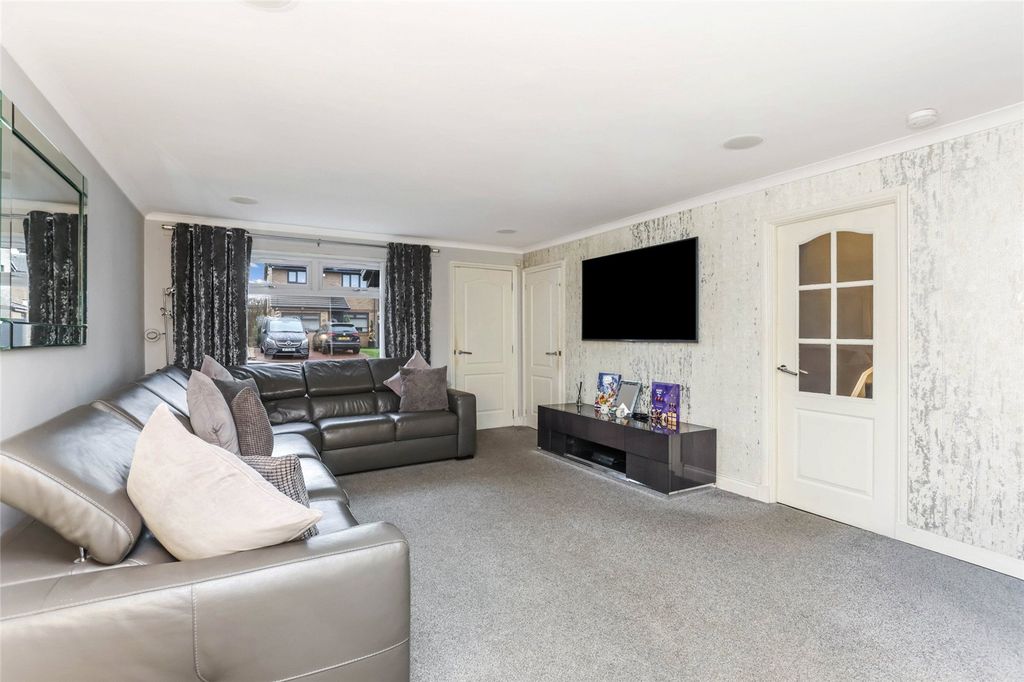 Property photo 2 of 26 Picture No. 03