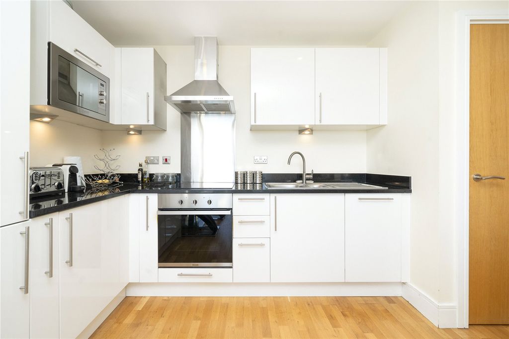 Property photo 2 of 11 Picture No. 05