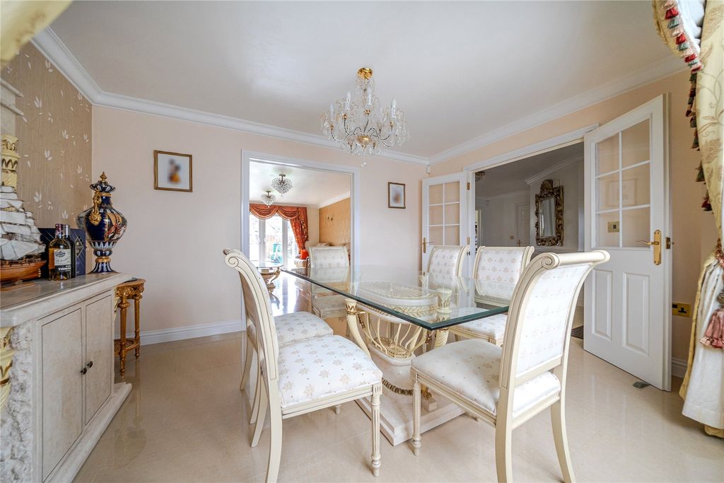 Additional image 70 of 6 bed country house for saleSandringham Drive, Dartford, Kent DA2