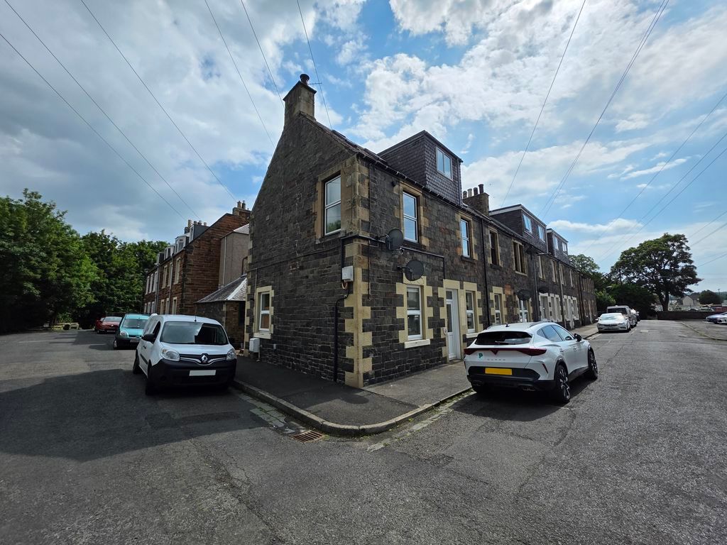 Property photo 1 of 23 14 Douglas Place, Galashiels