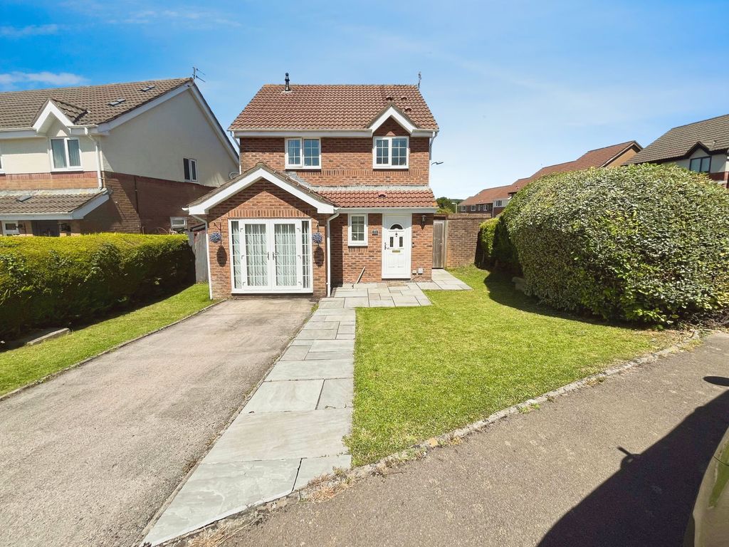 Property photo 1 of 15