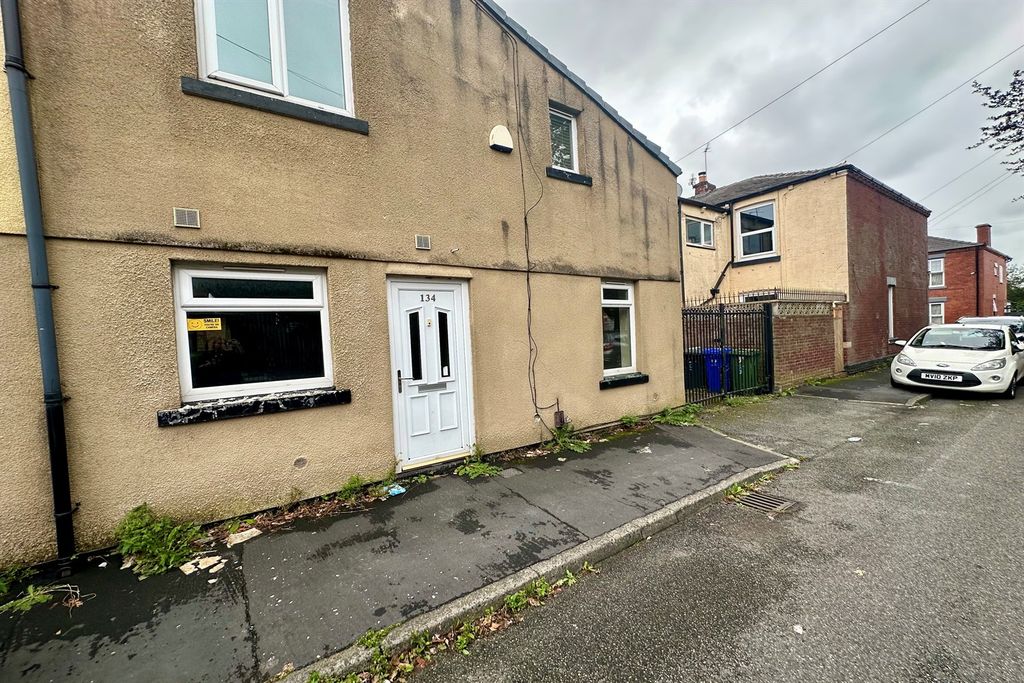 Property photo 1 of 10 (Main)