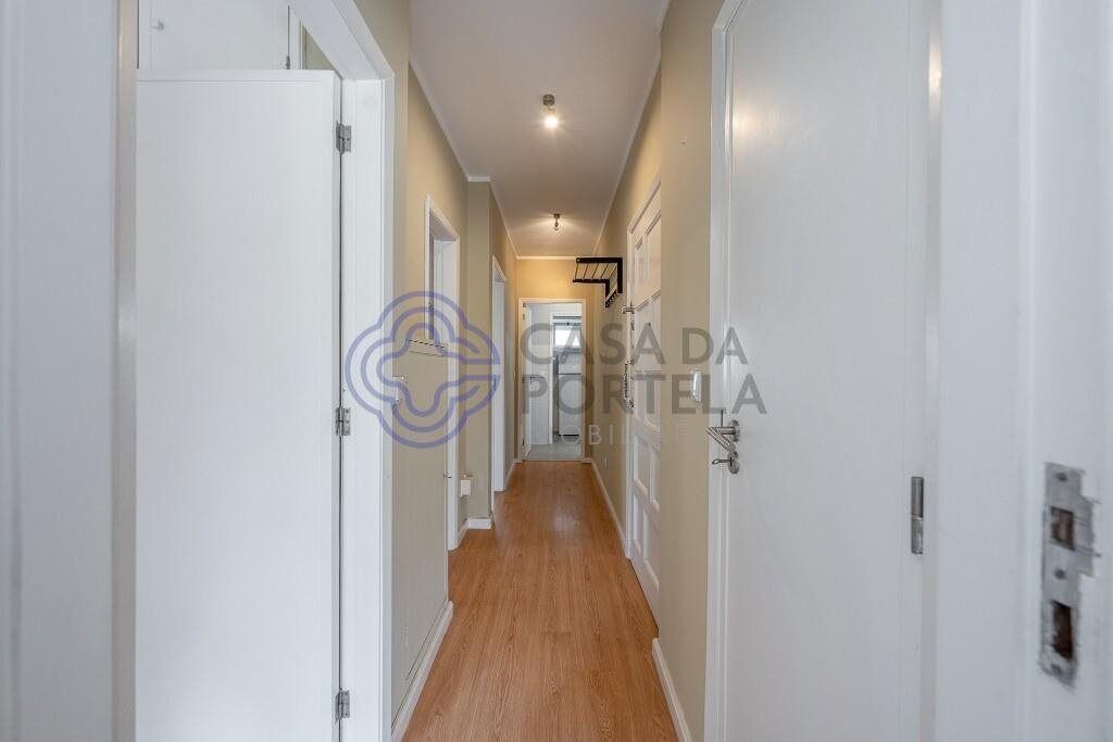 Property photo 2 of 36