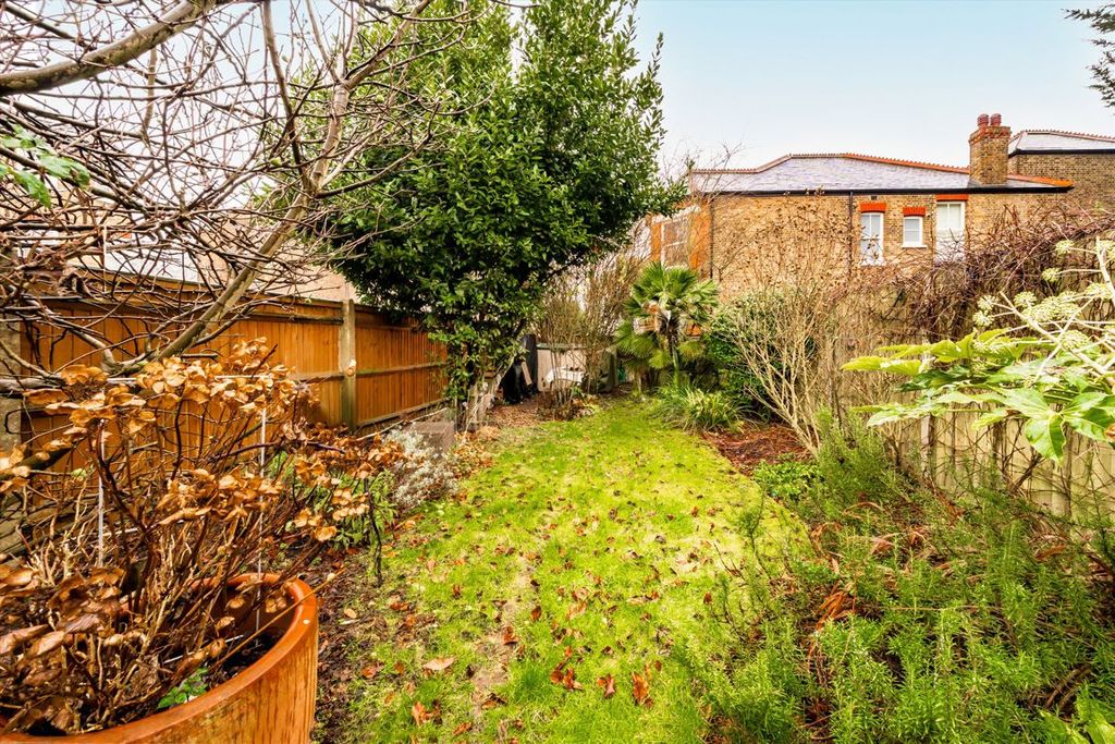 Property photo 3 of 10
