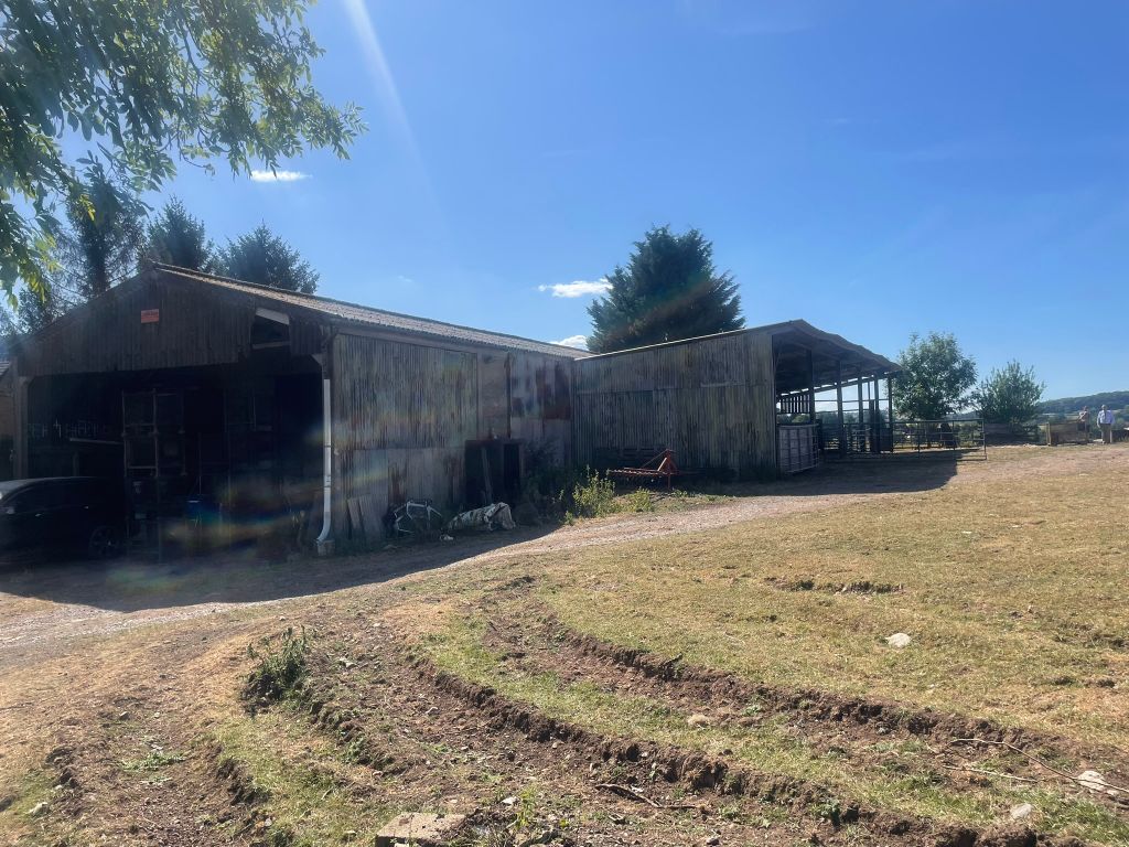 Property photo 1 of 6 Img_1963