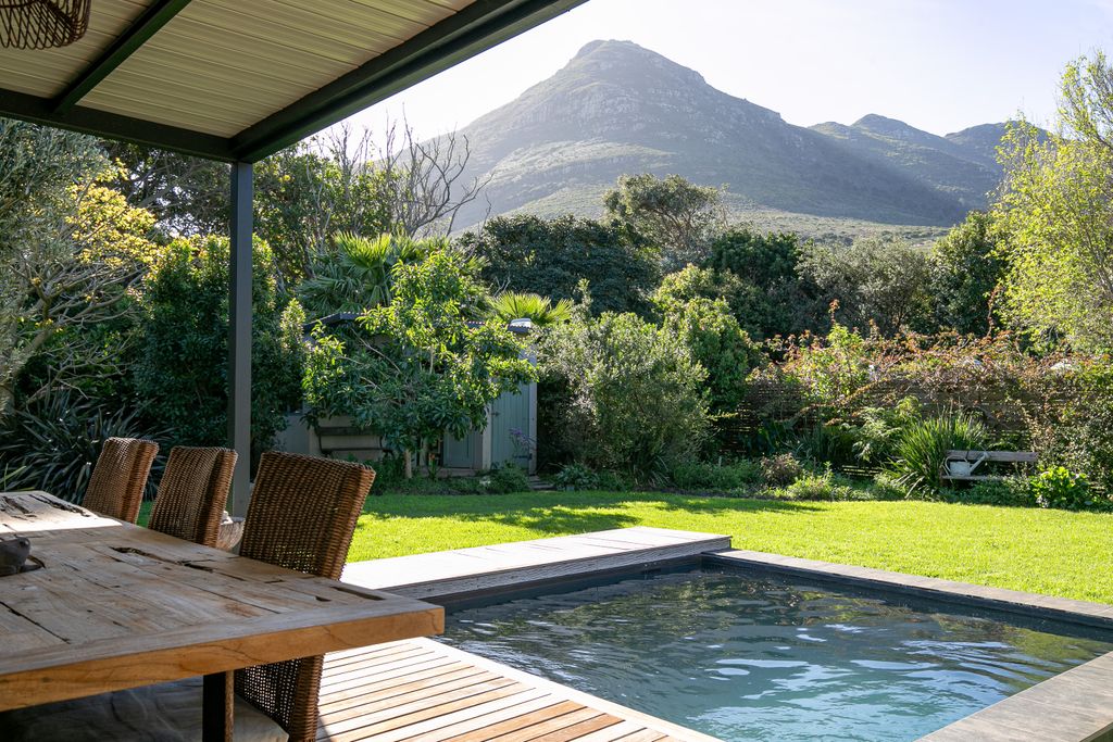 Property photo 1 of 38