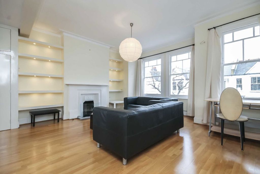 Property photo 2 of 5