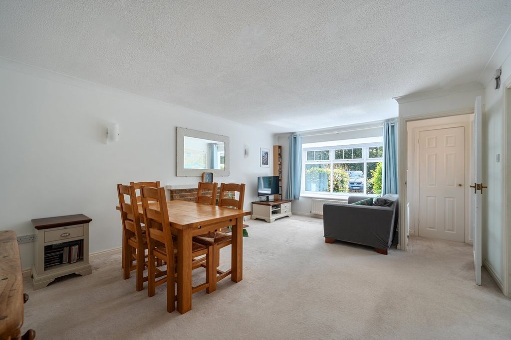 Property photo 1 of 23