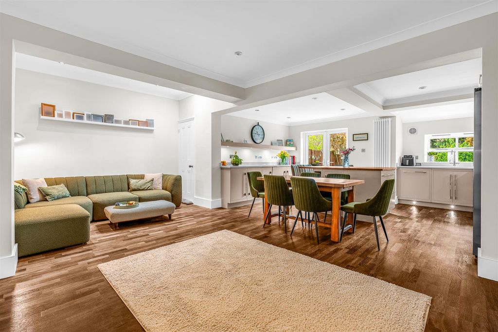 Property photo 2 of 32 Internal-21.Jpg