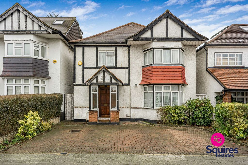 Property photo 1 of 18