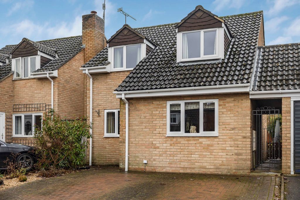 Property photo 1 of 17 11_71072.Jpg