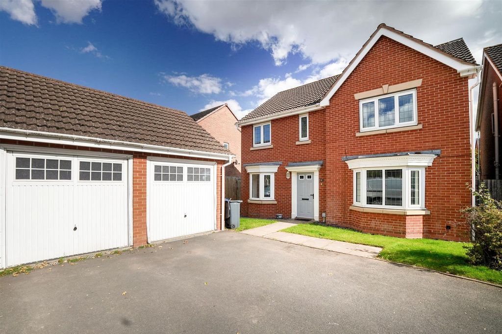 Property photo 1 of 21 Photo-22.Jpg