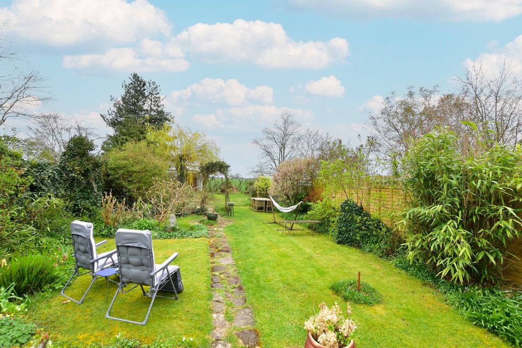 Property photo 3 of 39