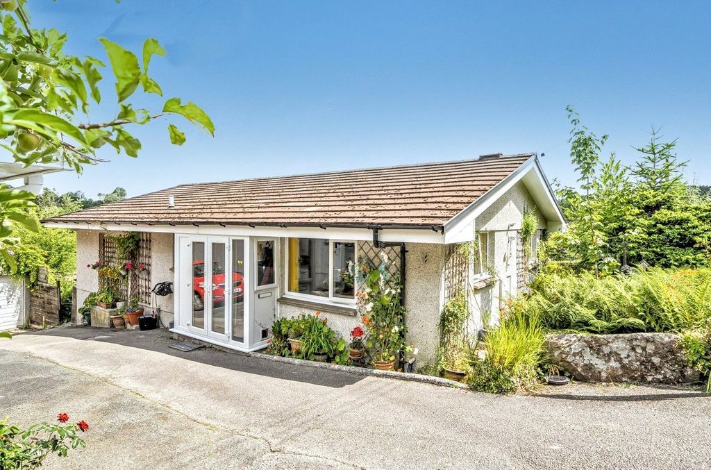 Property photo 1 of 18 1 - Picture No. 37