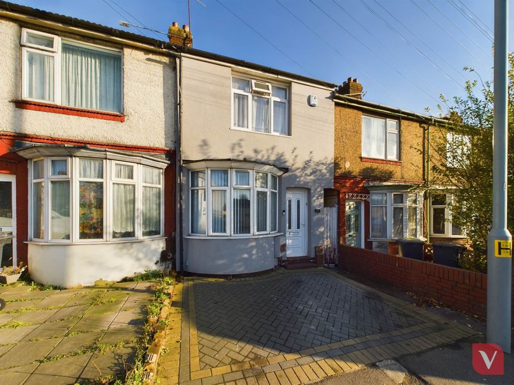Property photo 1 of 12
