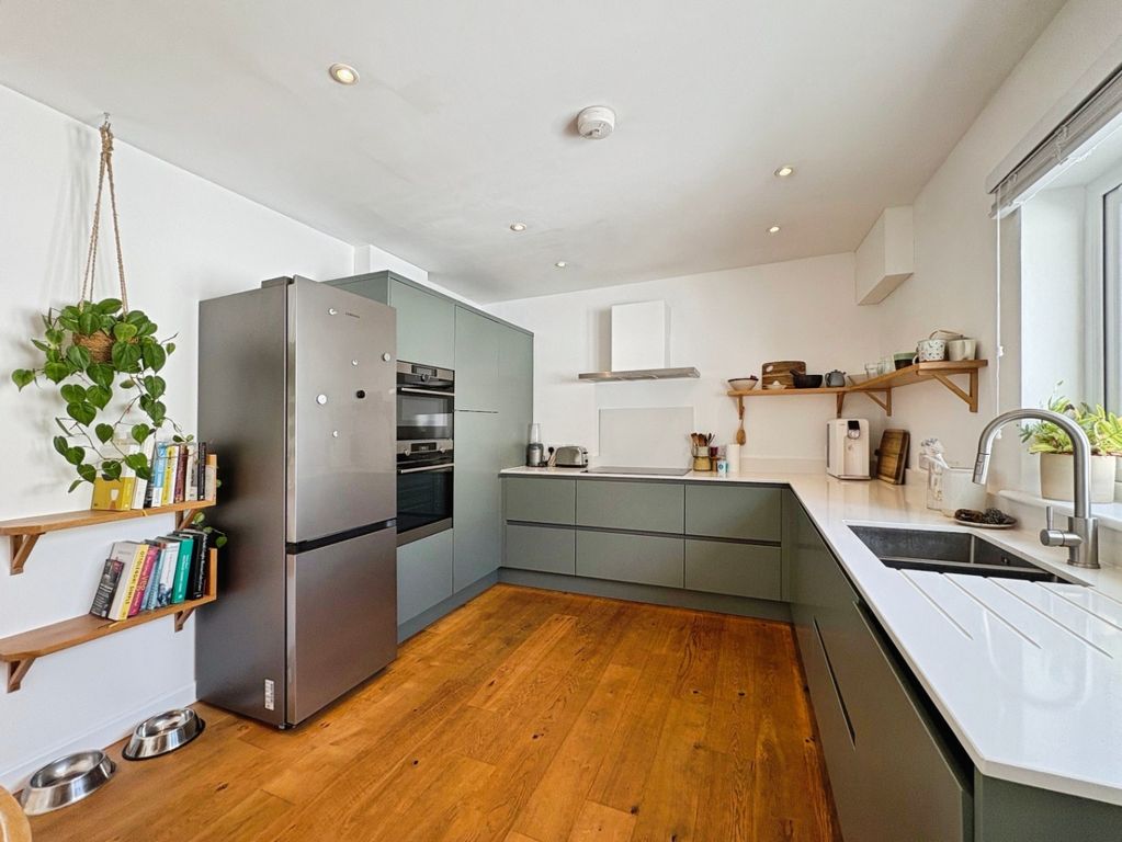 Property photo 2 of 22 5252094