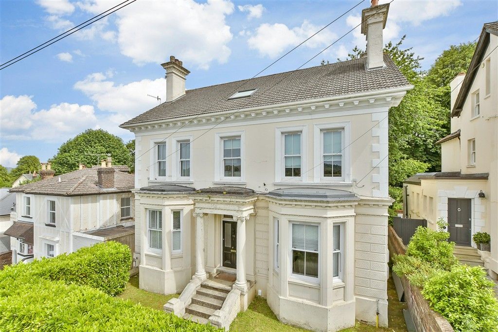 Property photo 1 of 18 External (Web)