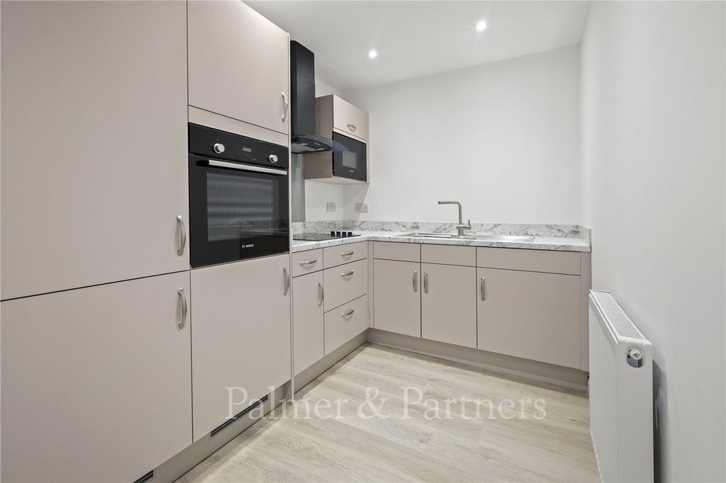 Property photo 2 of 7 Picture No. 01