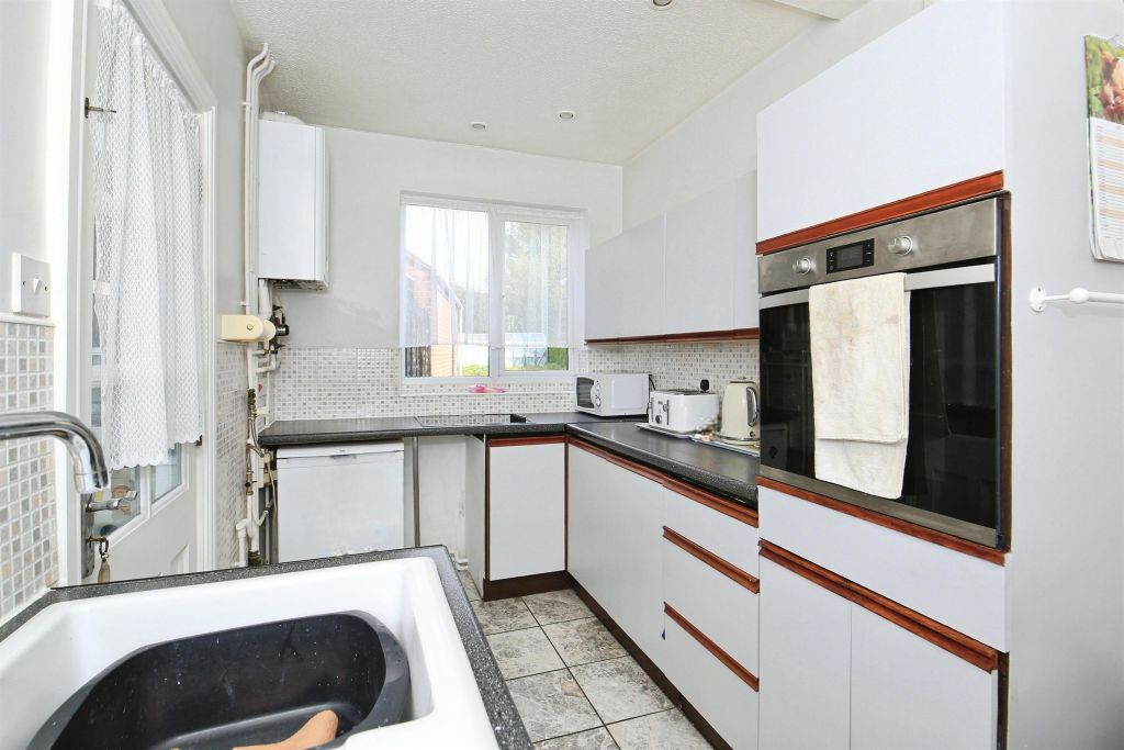 Property photo 3 of 9