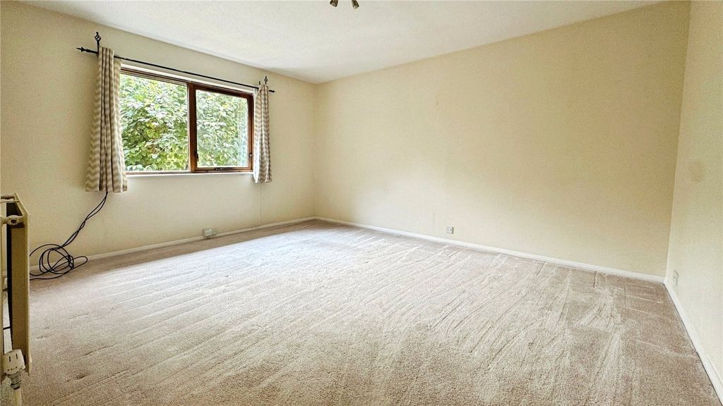 Property photo 2 of 9 Picture No. 08
