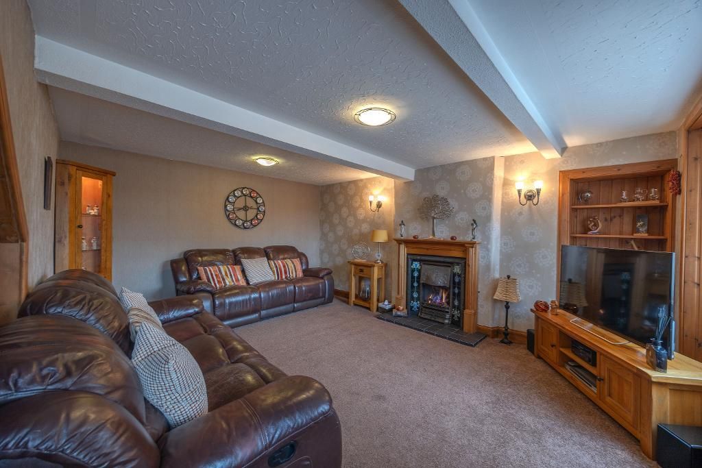 Property photo 3 of 28 Photo 3