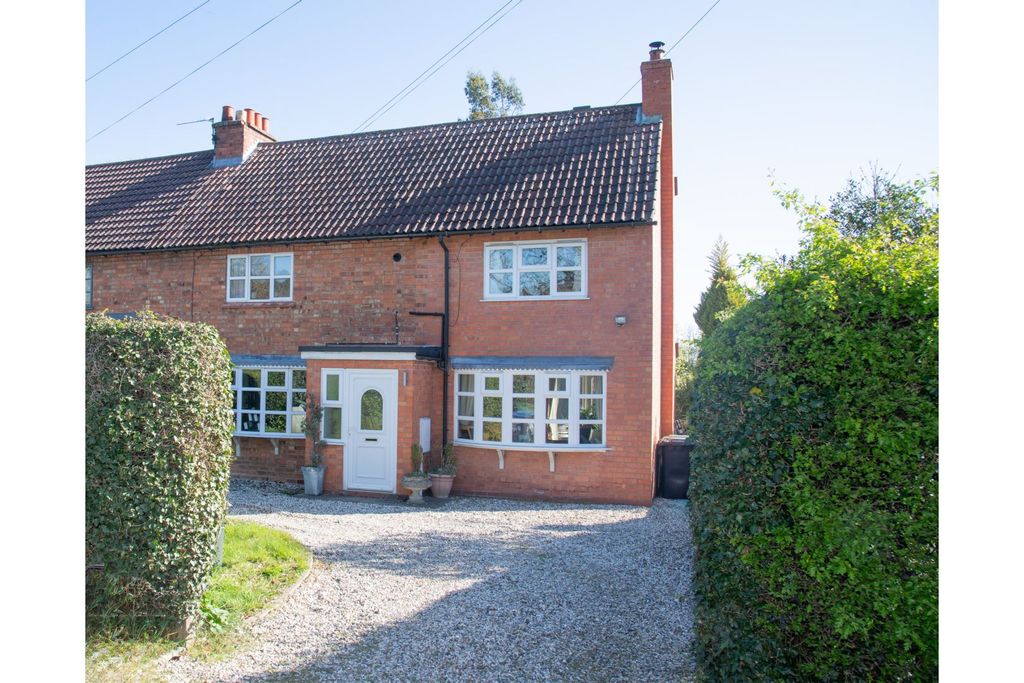 Property photo 1 of 16 Front