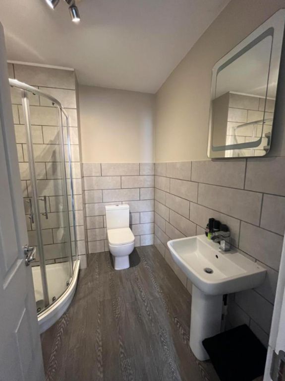 Property photo 3 of 3