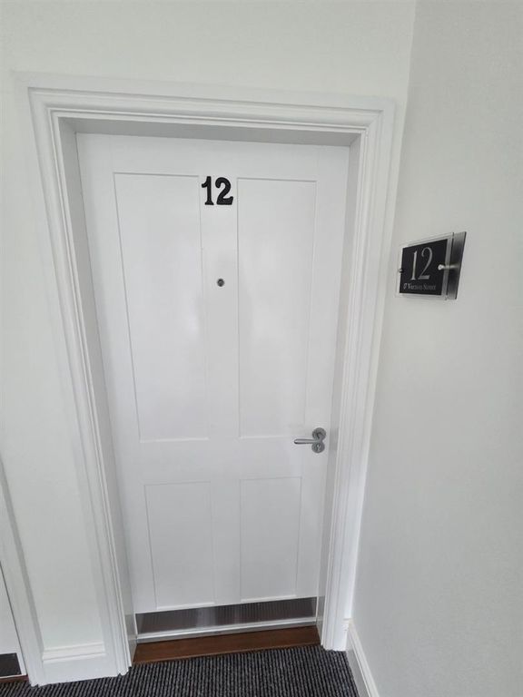 Property photo 2 of 8 1000031518.Jpg