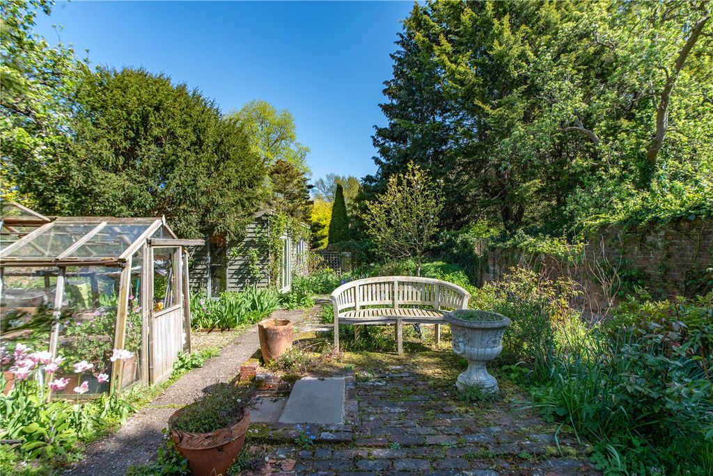 Additional image 25 of 5 bed terraced house for saleHigh Street, Hungerford, Berkshire RG17