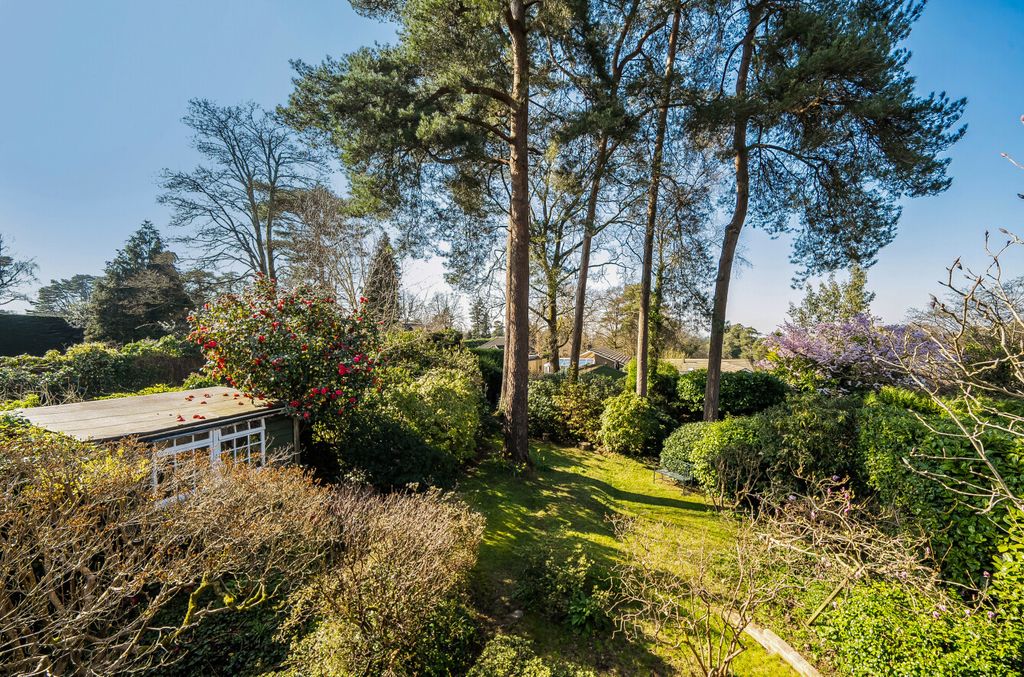 Property photo 3 of 26 1430045-1-69Bc0d0...