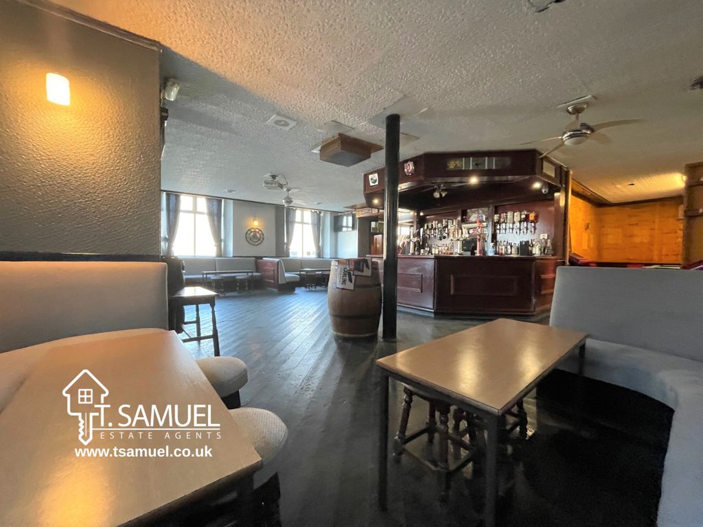 Property photo 2 of 48 Image