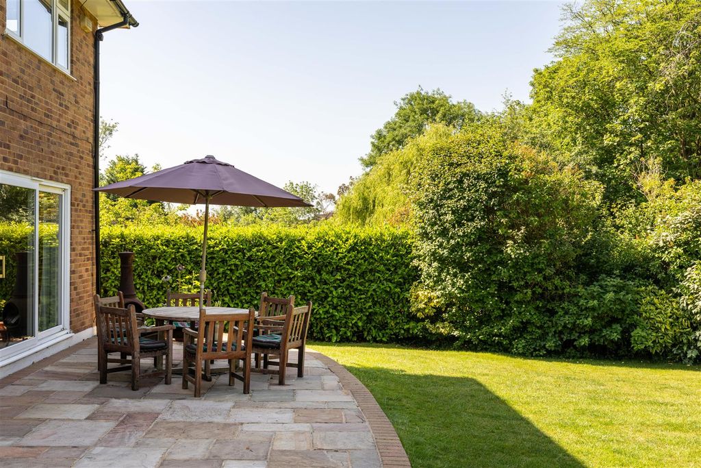 Additional image 15 of 4 bed detached house for saleBeverley Heights, Reigate RH2