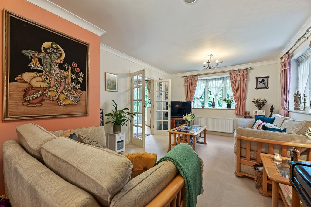 Property photo 3 of 22
