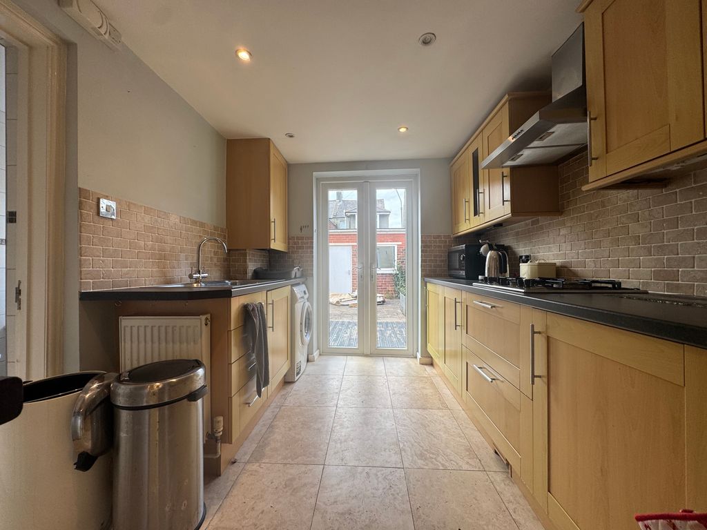 Property photo 3 of 9 4. Kitchen