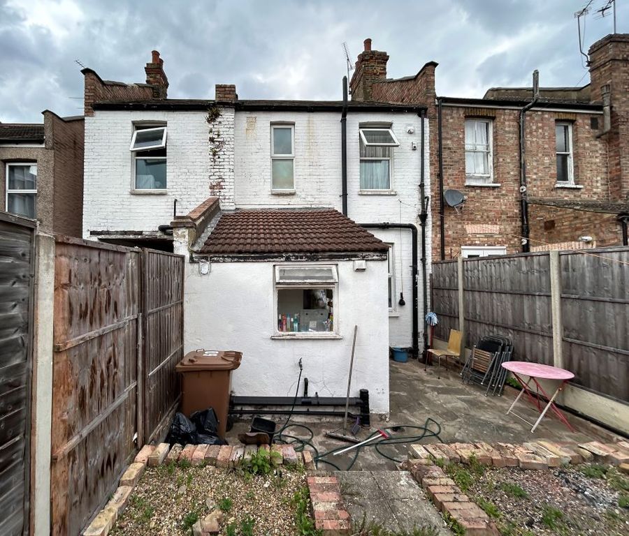 Property photo 2 of 13