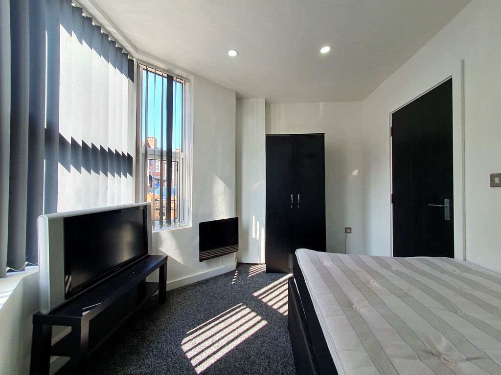 Property photo 2 of 9 Gallery