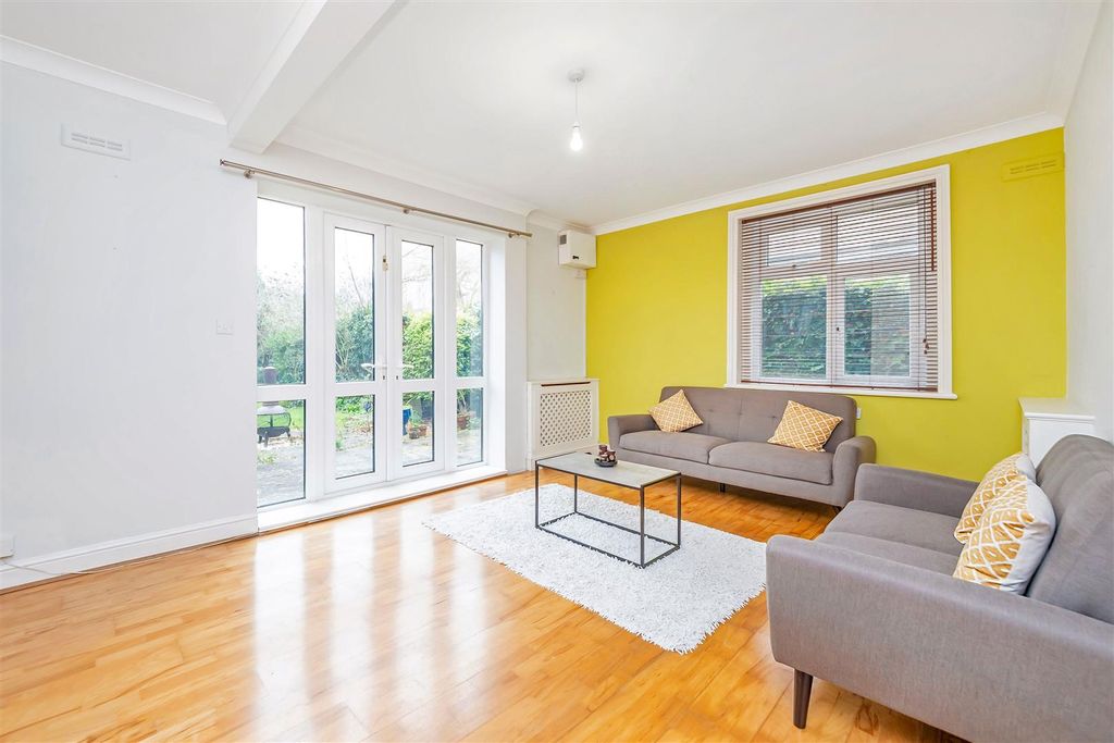 Property photo 2 of 17 Helliwell &amp; Co.