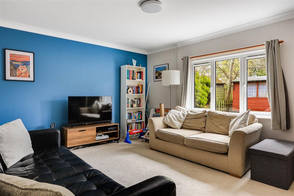 Property photo 2 of 12 Img_0146.Jpg