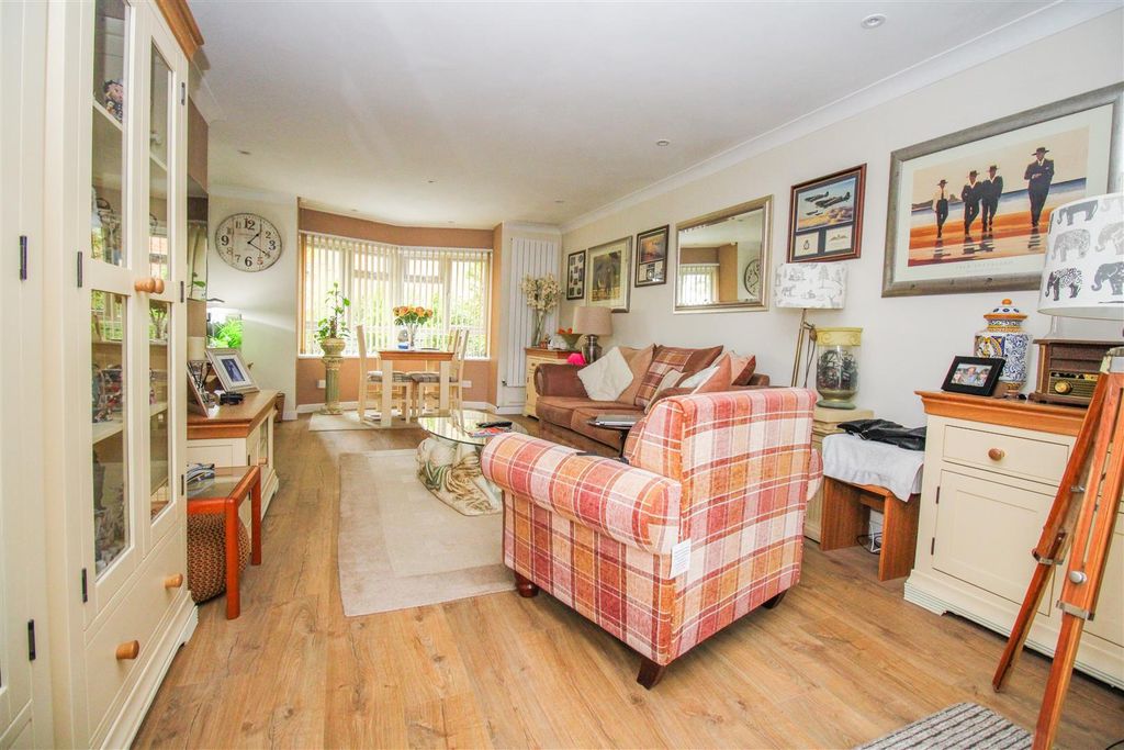 Property photo 2 of 14 Img_5720.Jpg