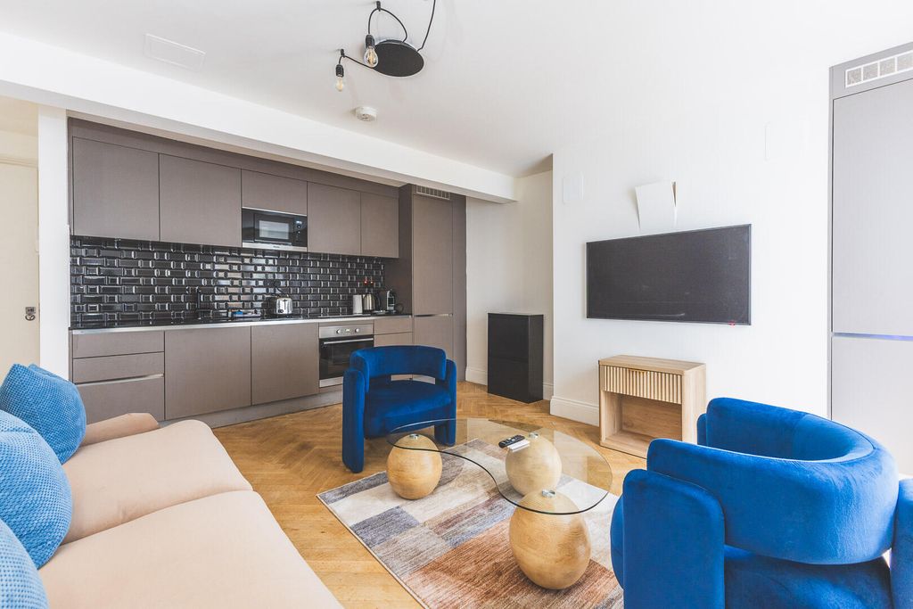 Property photo 3 of 17 6C9A7959.Jpg
