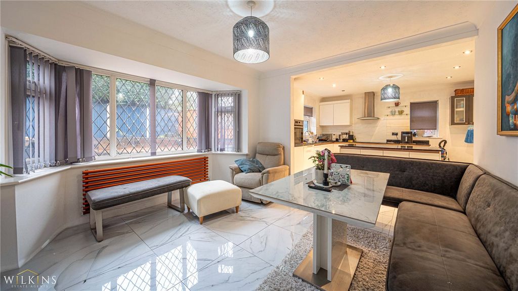 Property photo 3 of 50 Picture No. 14